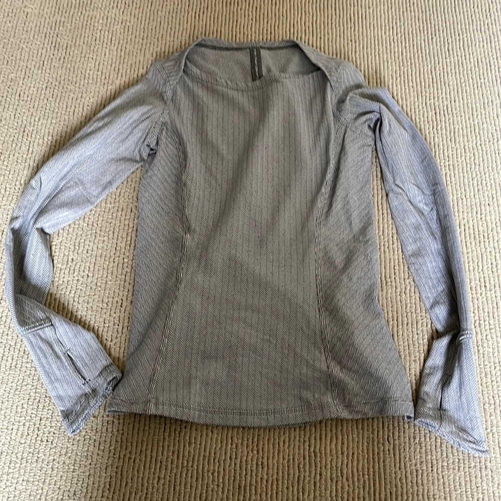 Lululemon Herringbone Run Top 4
